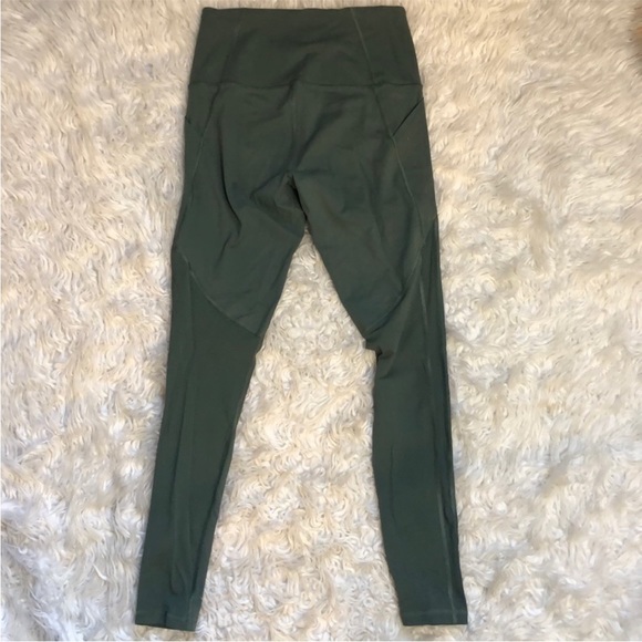 Victoria’s Secret Sport Knockout Leggings - Picture 2 of 6